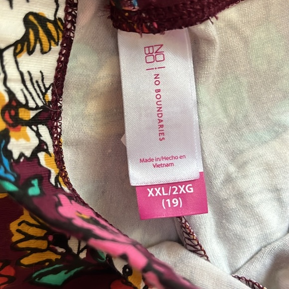 NWT ladies leggings size 2XL (19) Juniors - Picture 2 of 2